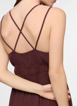 Abito corto fitted in pura viscosa crepe donna