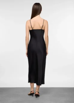 Abito lungo fitted in raso donna