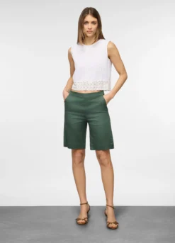 Bermuda fit regular in twill di cotone stretch satin donna