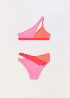 Bikini con cut out ragazza