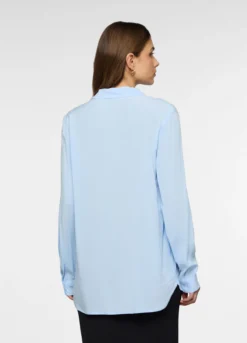 Blusa con scollo a V in pura viscosa donna