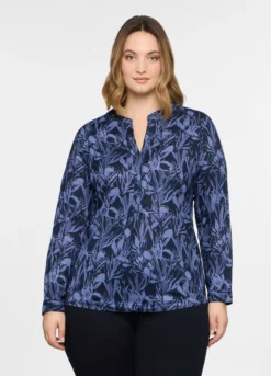Blusa regular fit con scollo a V donna curvy