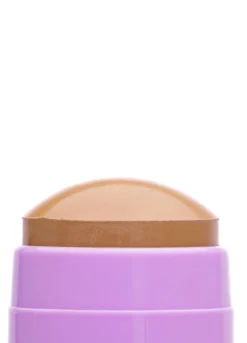 Bronzer caratterizzato da una formula cremosa