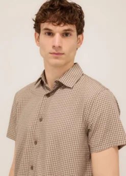 Camicia a maniche corte a quadretti uomo