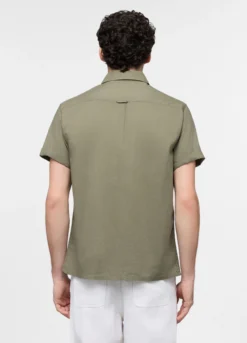 Camicia a maniche corte con collo classico in cotone uomo