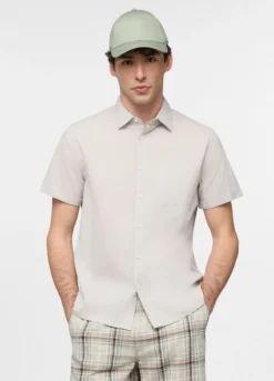 Camicia a maniche corte con collo classico in cotone uomo