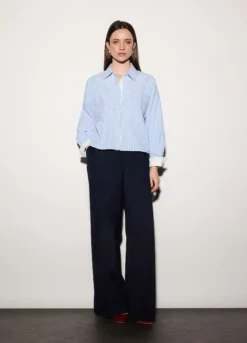 Camicia cropped over fit con collo alla francese donna