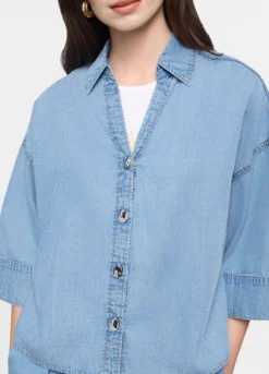 Camicia fit over con collo alla francese in denim di puro cotone donna