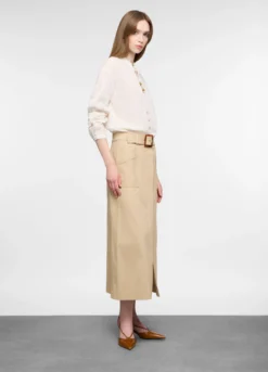 Camicia fit over con scollo a V in puro cotone dobby donna