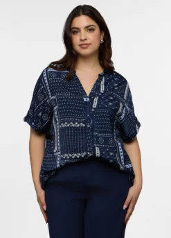 Camicia Fit Regular con scollo a V donna curvy