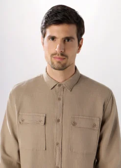Camicia in tela di cotone con taschini uomo