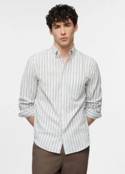 Camicia regular fit a righe con colletto button down uomo