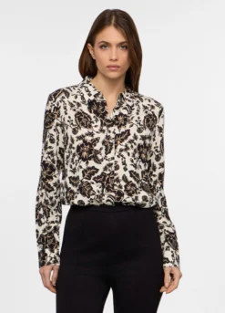 Camicia regular fit collo alla francese in pura viscosa donna