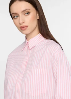 Camicia regular fit con colletto alla francese in popeline donna