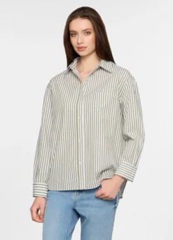 Camicia regular fit con colletto alla francese in popeline donna
