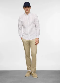 Camicia regular fit con colletto button down a righe uomo
