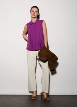 Camicia smanicata con colletto alla francese regular fit donna