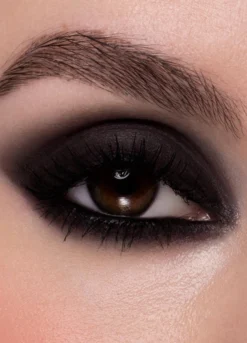 Deep Black Smoky - Astra Make-Up