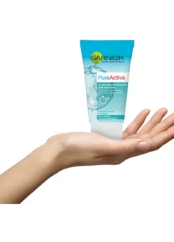 Garnier Esfoliante Pure Active, Texture in Gel.