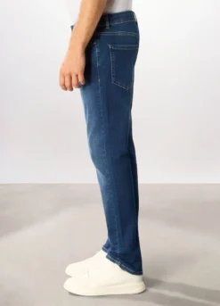 Jeans 5 tasche regular fit in denim stretch uomo