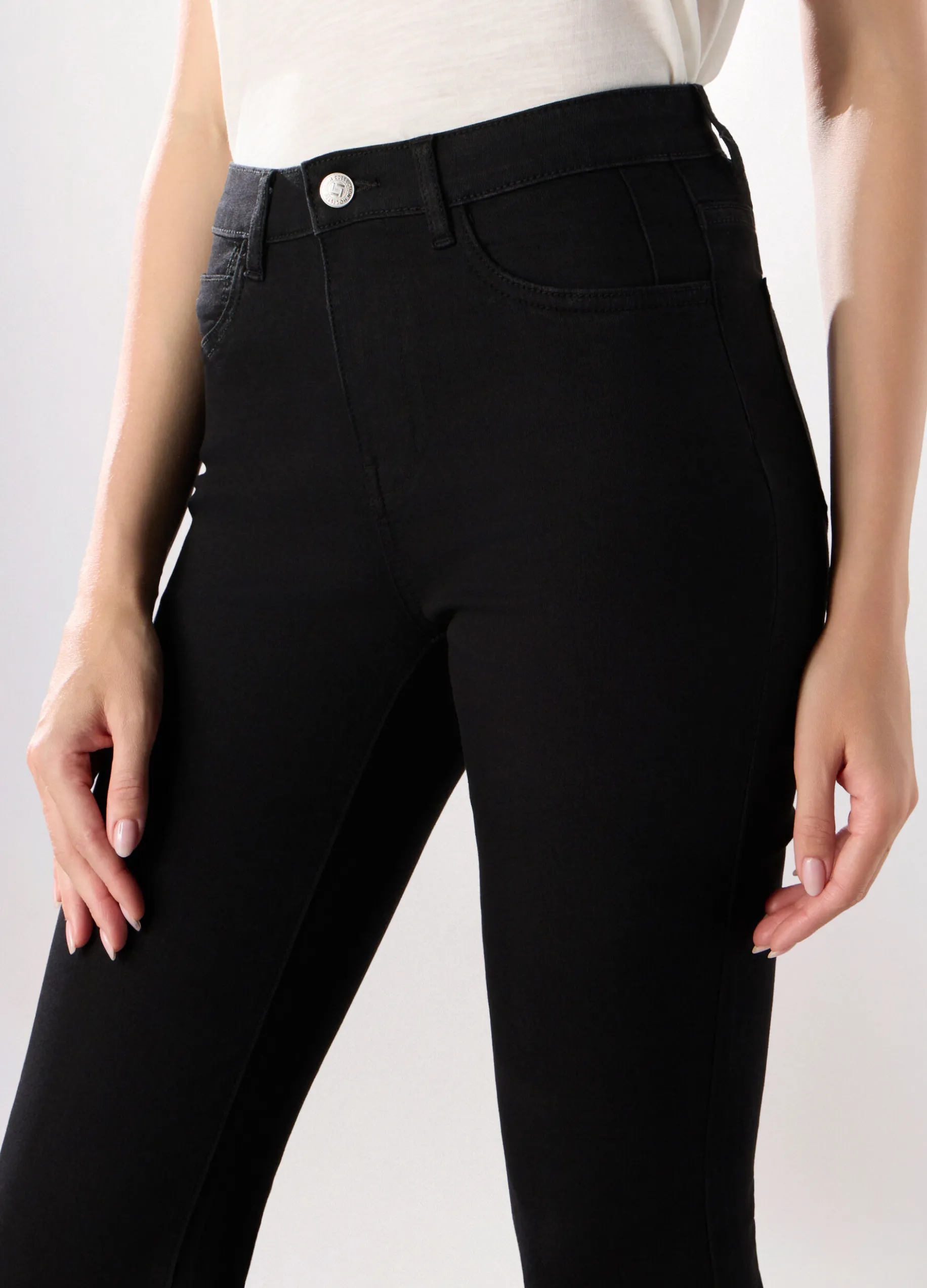 Pantaloni in denim misto cotone donna