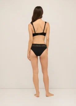 Slip con passamaneria in pizzo