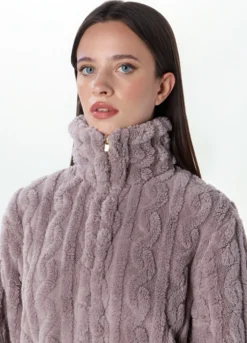 Top pigiama in fake fur a collo alto donna